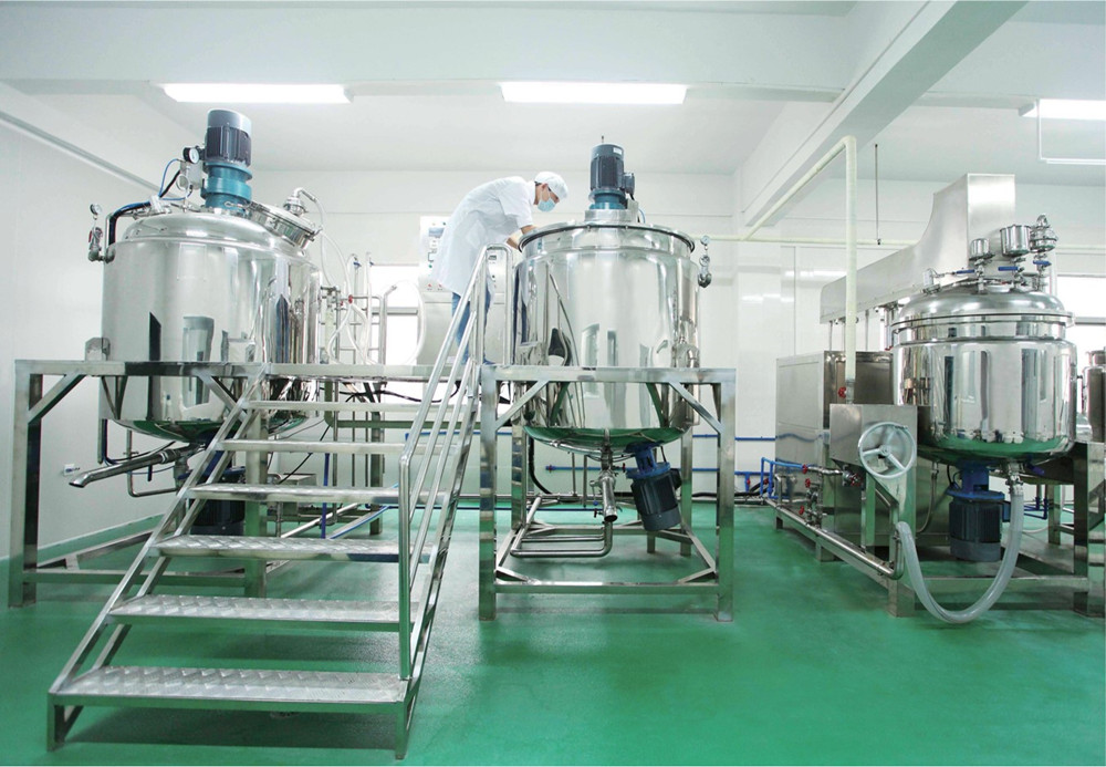 Central kitchen and food industry